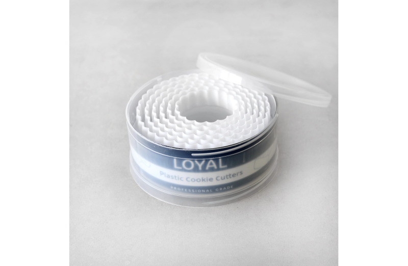 Loyal Double Sided Round Cutter Set - Plain : Scalloped Edge